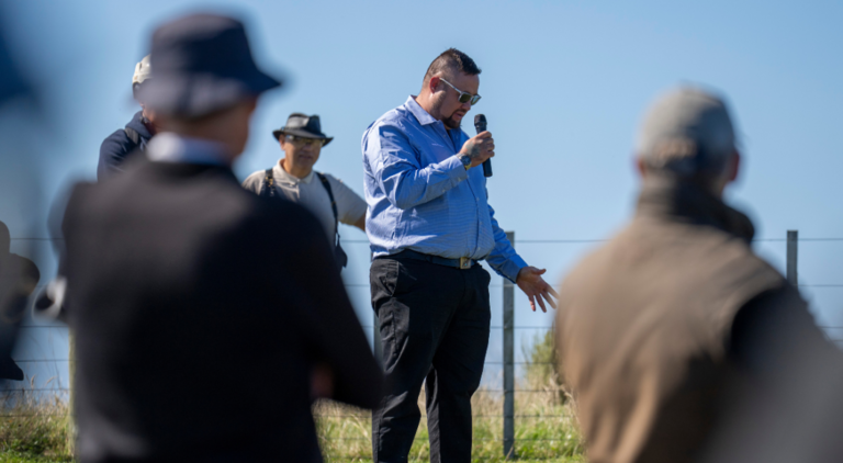 Lewis Aperahama, Store Manager of Fruitfed Supplies in Hastings delivering a speech at the Tawapata South field day.